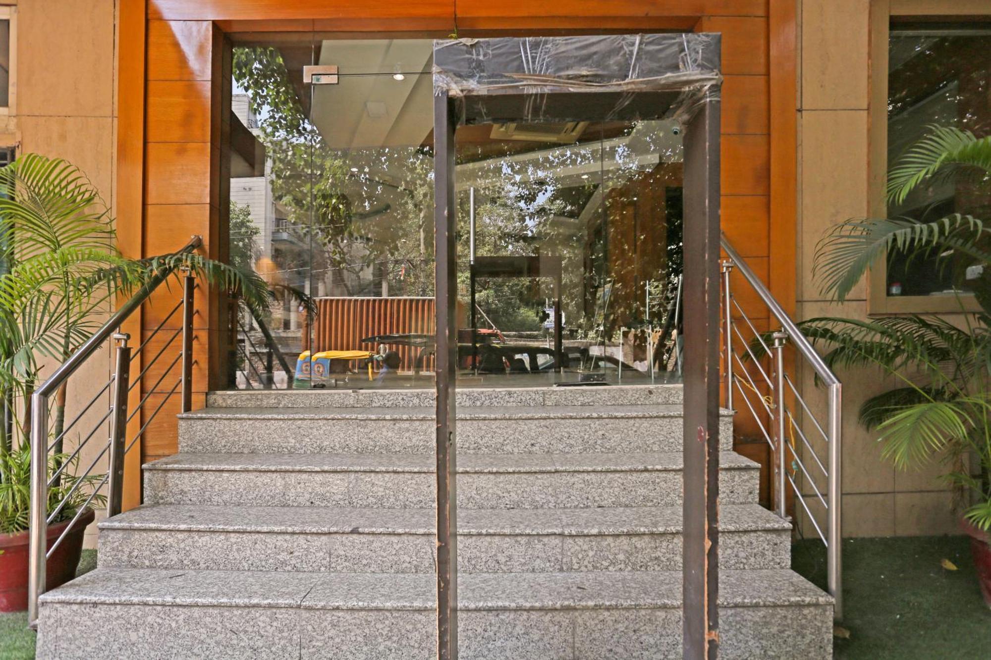Hotel Silky Palace Near Igi Airportt New Delhi Exterior photo