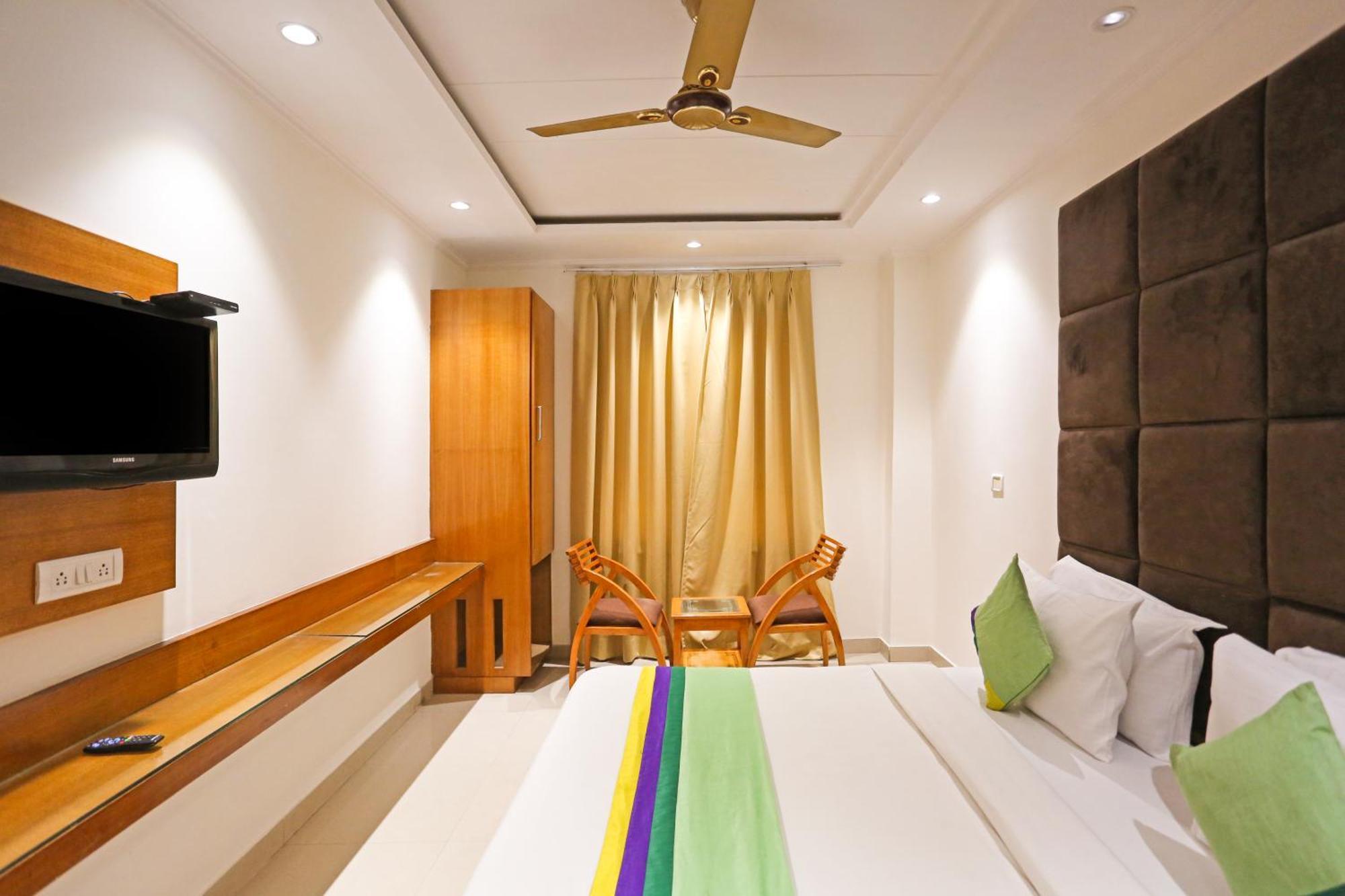 Hotel Silky Palace Near Igi Airportt New Delhi Exterior photo
