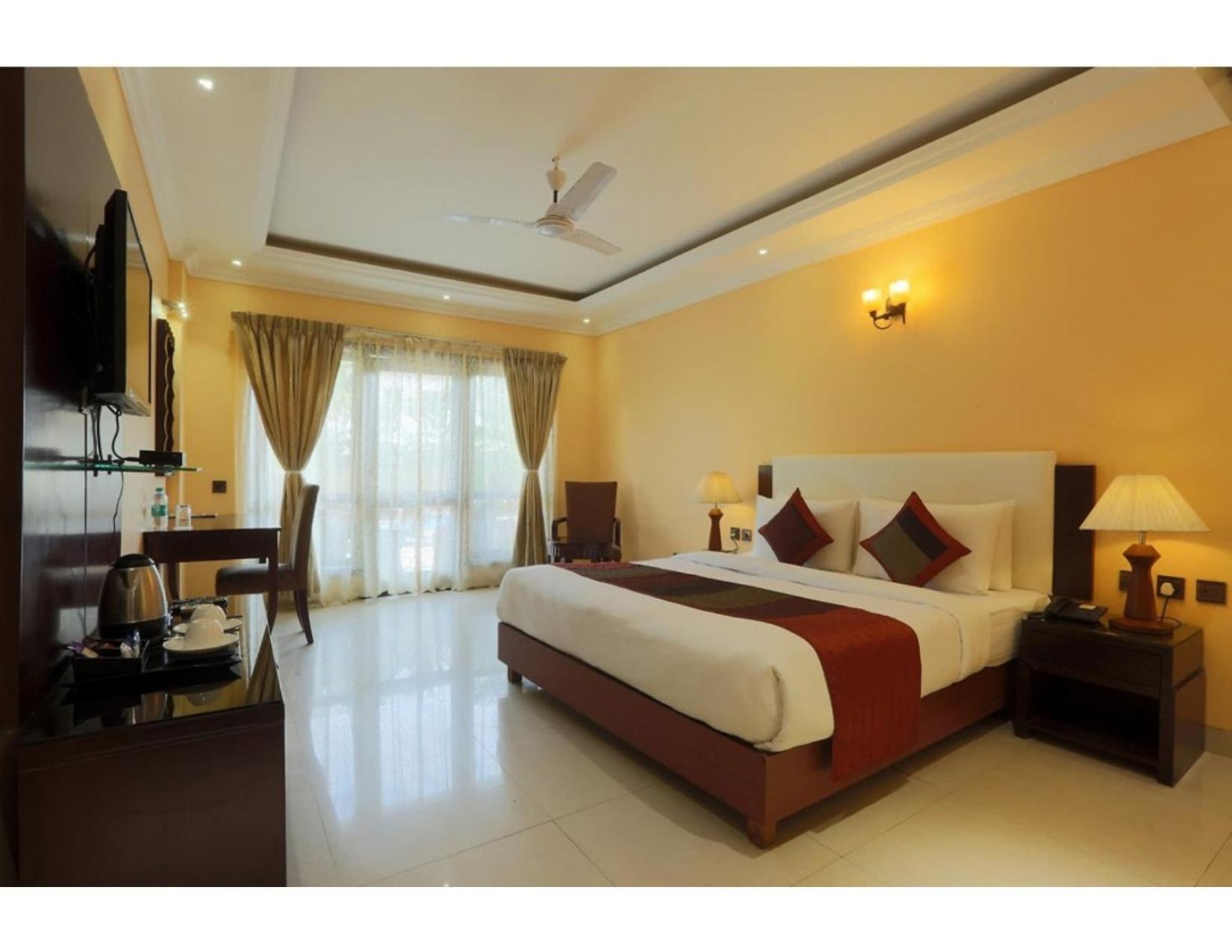 Hotel Silky Palace Near Igi Airportt New Delhi Exterior photo