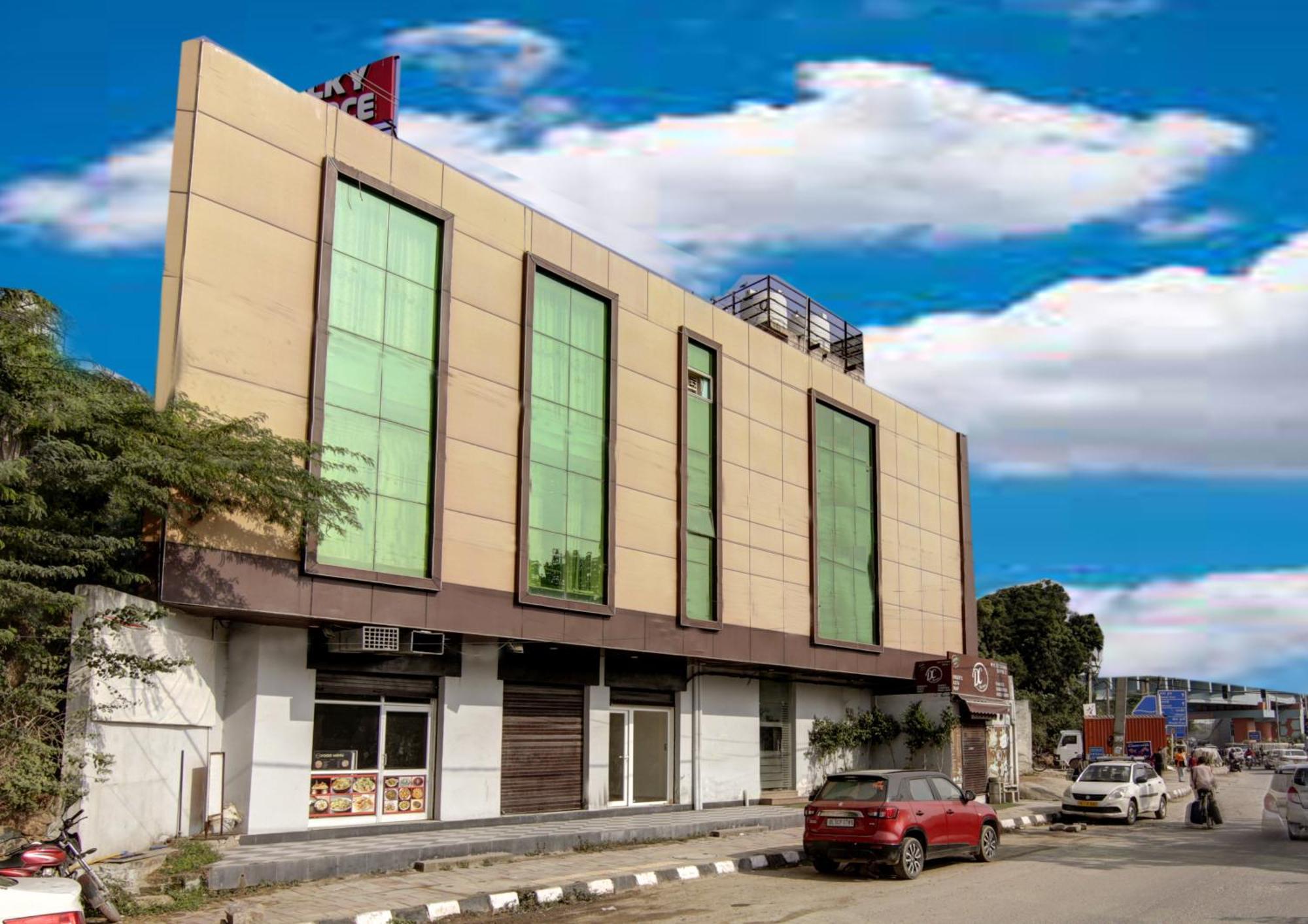 Hotel Silky Palace Near Igi Airportt New Delhi Exterior photo